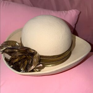 Wide Brim Ivory-White 100% Wool Felt Hat-Gold Fabric Band Hat